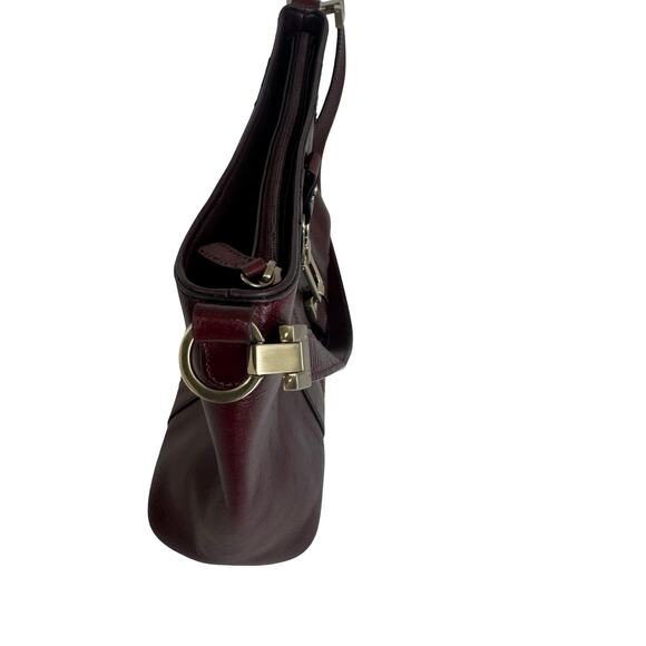 Vintage Etienne Aigner Burgundy Leather Shoulder Bag –  Minimalist Chic - Picture 14 of 16
